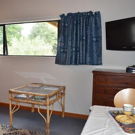 Olivista Bed and Breakfast Masterton Exteriör bild